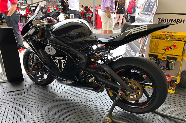 FoS Triumph Moto2