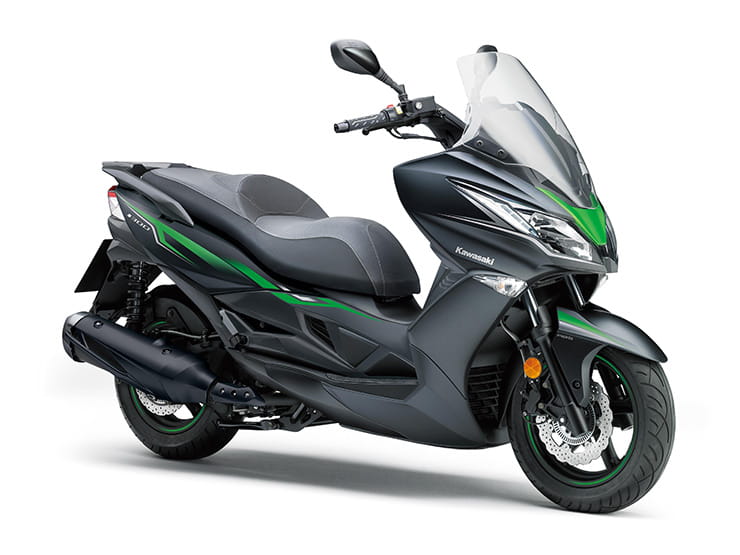 Kawasaki J300 - Top 10 300-400cc scooters for 2019