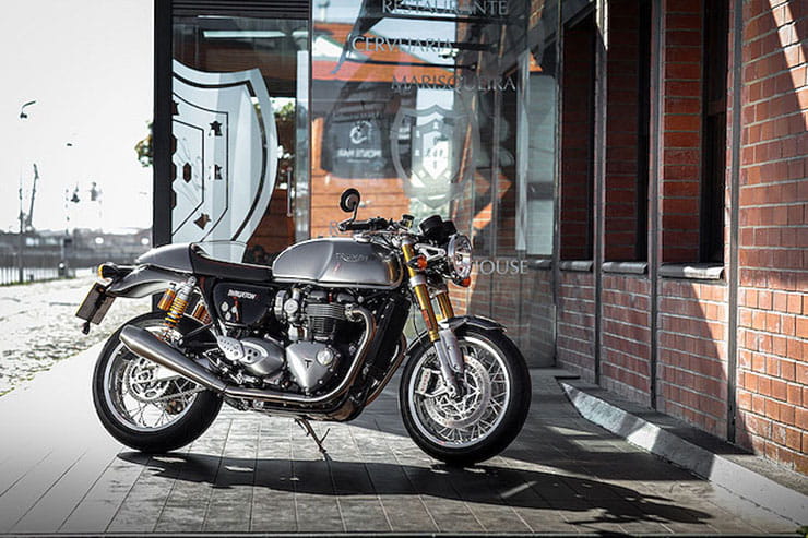 Triumph Thruxton 1200R 2016 Review Used Guide_07