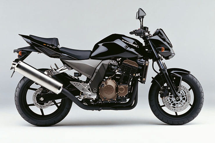 Kawasaki Z750 2004 Review Used Price Spec_08