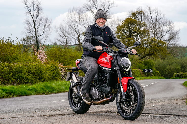 Ducati Monster 2021 Review Price Spec_53