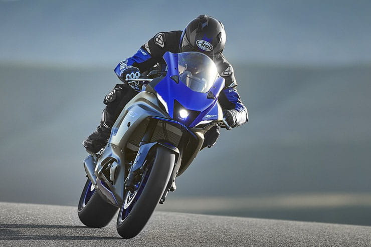 Yamaha R7 2022 News Details Spec_03