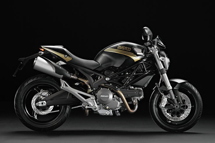Ducati Monster 796 2011 Review Used Price Spec_06