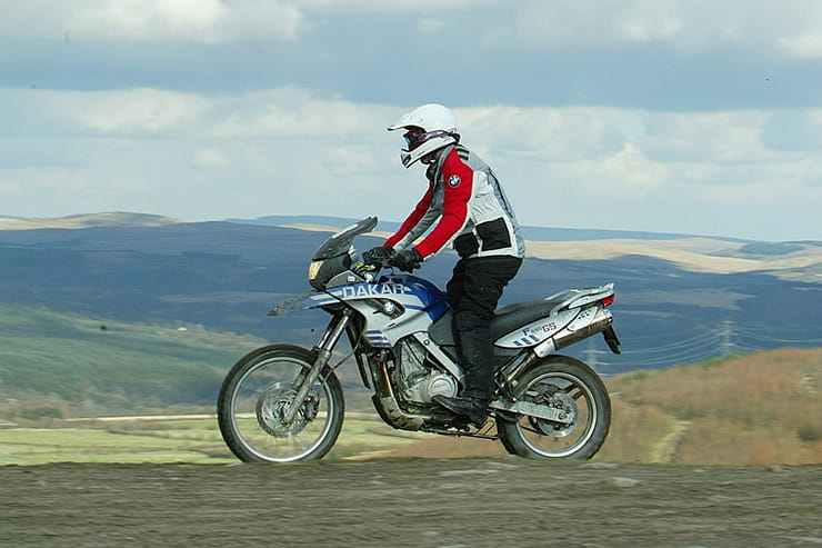 BMW F650GS Review Used Price Spec_09
