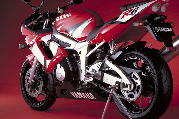 1999 Yamaha YZF-R6 Review Used Price Spec_10