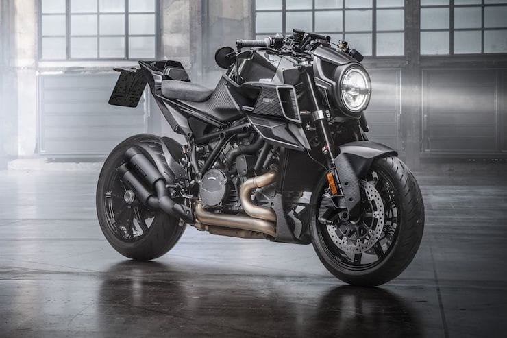 New Motorcycles for 2023 - Naked Roadsters_13