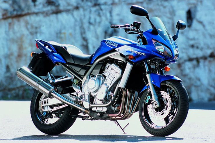 2001 Yamaha FZS1000 Fazer Review Details Used Price Spec_07