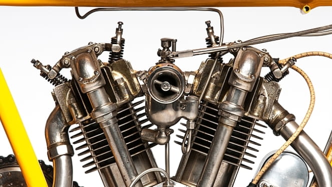996cc V-Twin from 1915