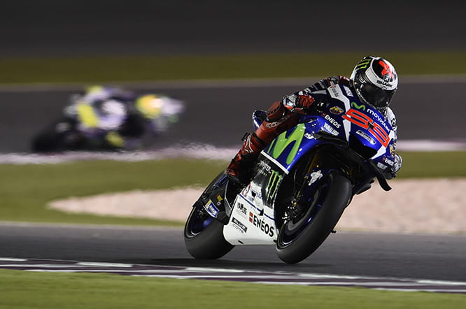 Jorge Lorenzo in his new Shark helmet on his way to victory in Qatar