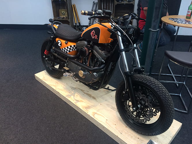 Fastec Custom Racing Harley Davidson 1200 Street Scrambler
