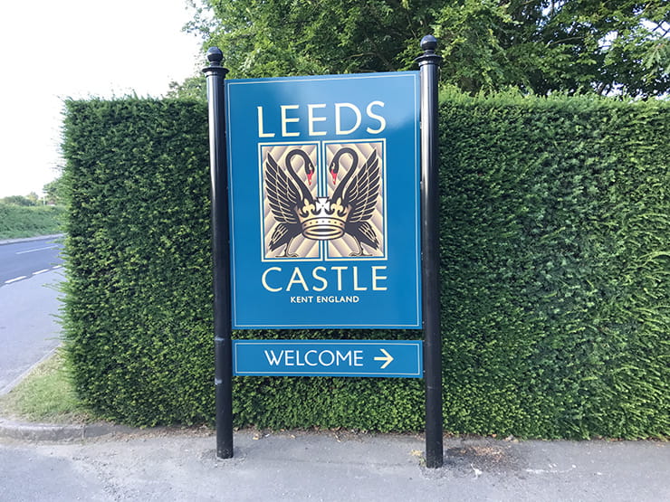 Leeds castle sign