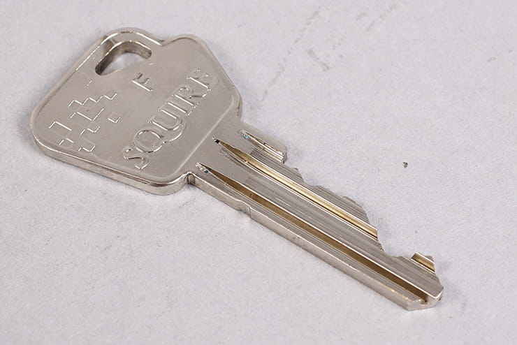 Tested: Squire Colossus with SS80CS padlock review key