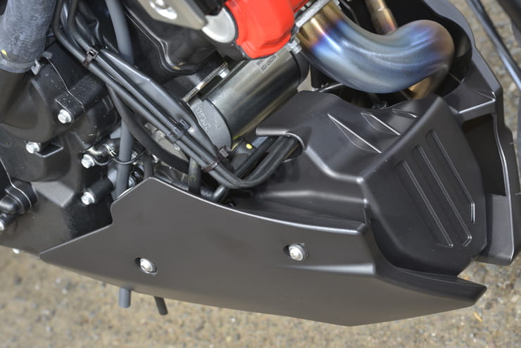 Aprilia Shiver 900 Engine and exhaust detail