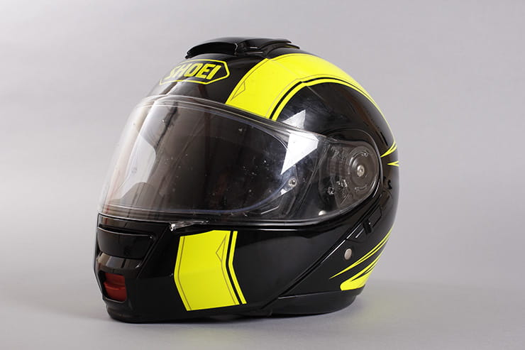 Shoei Neotec left side front view