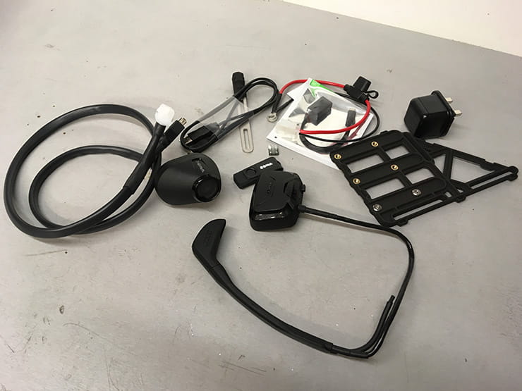  The complete Zona rear view camera kit