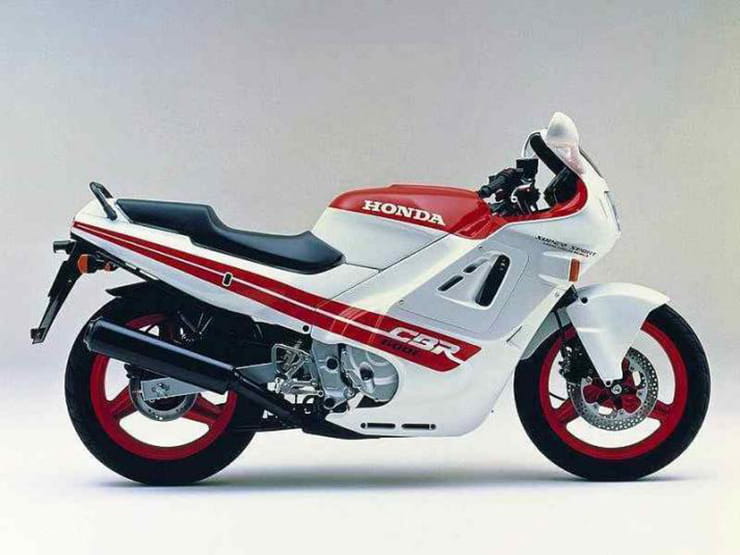 Honda-CBR600F_1987