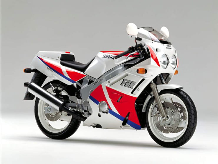 Yamaha-FZR600_1989