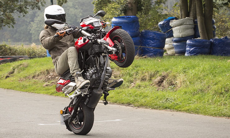 BikeSocial review of the Benelli TNT125