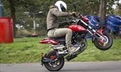 BikeSocial review of the Benelli TNT125