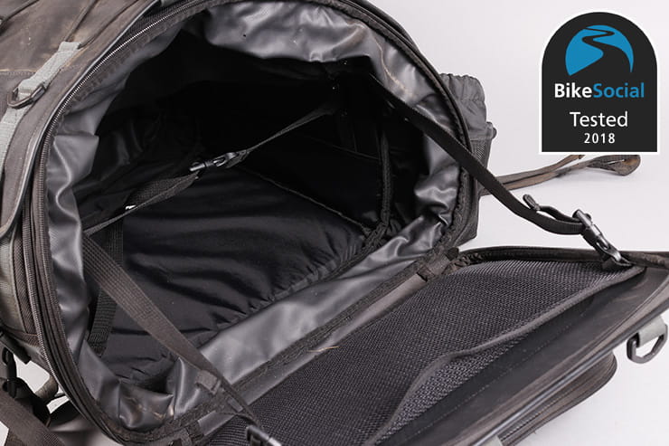 Tested: Moto Fizz Camping Seat bike bag review