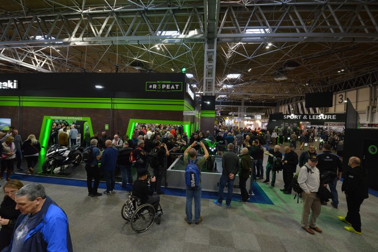 motorcycle live