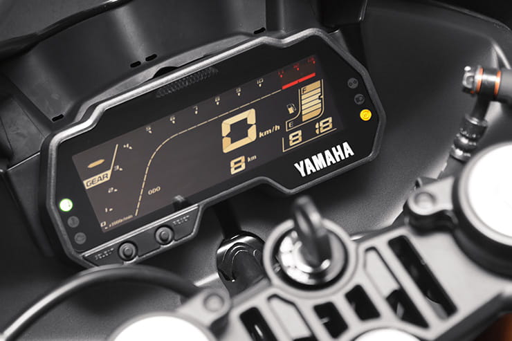 Yamaha YZF-R125 Review Top Speed