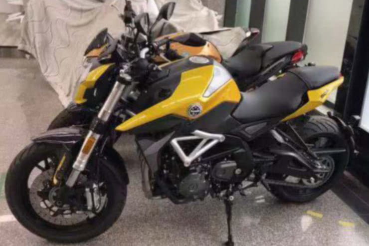 Revamped Benelli TNT 600 spotted in China