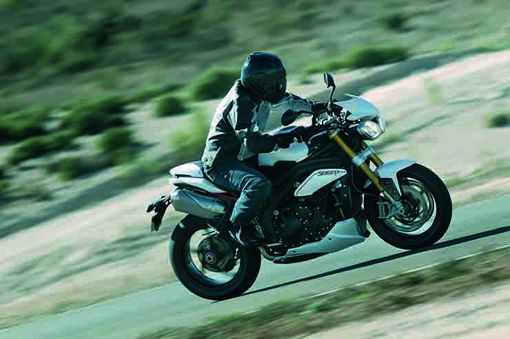 Triumph Speed Triple R (2012-2015): Review & Buying Guide