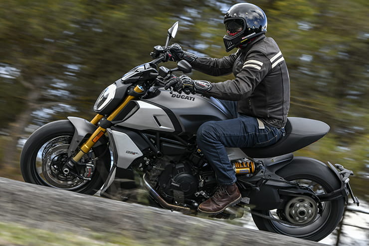 Ducati Diavel 1260 S review | 2019 launch road test