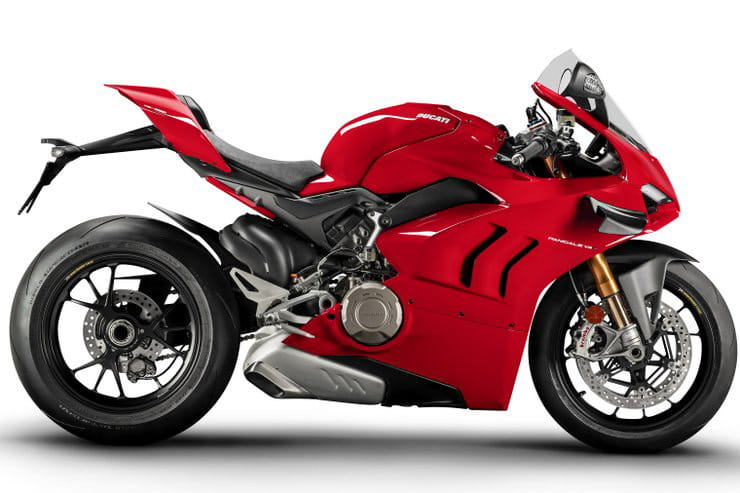 All Panigale V4 models get V4R-style bodywork and wings next year