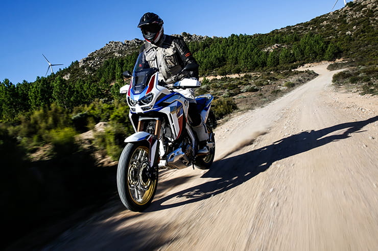 Honda Africa Twin & Africa Twin Adventure Sports (2020) | REVIEW