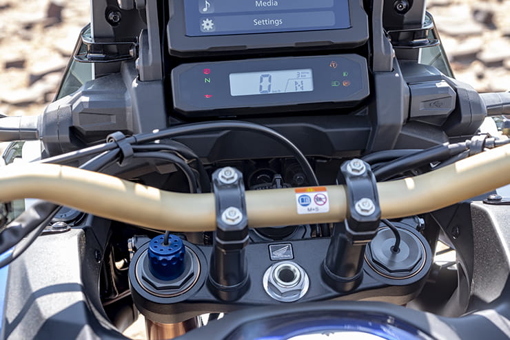 Honda Africa Twin & Africa Twin Adventure Sports (2020) | REVIEW