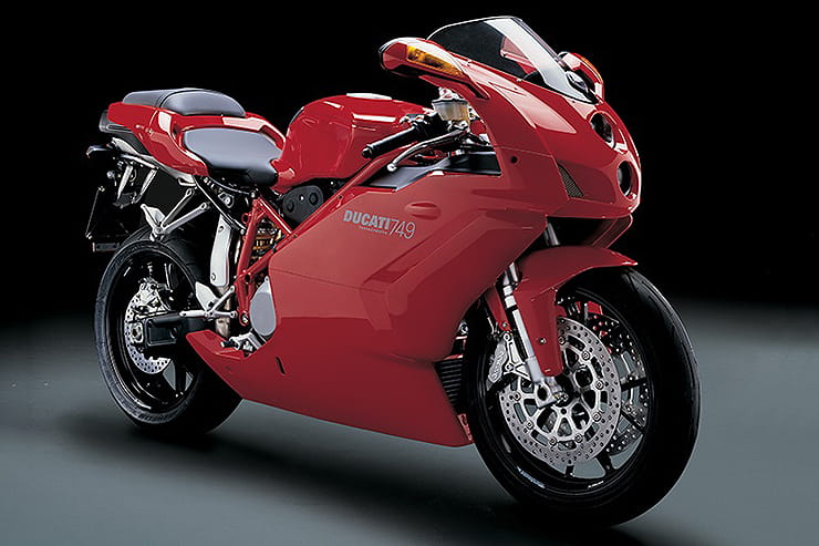 If you want a unique-looking Ducati sportsbike that has just about managed to avoid the old ‘future classic’ price hike, the 749 is worth considering 