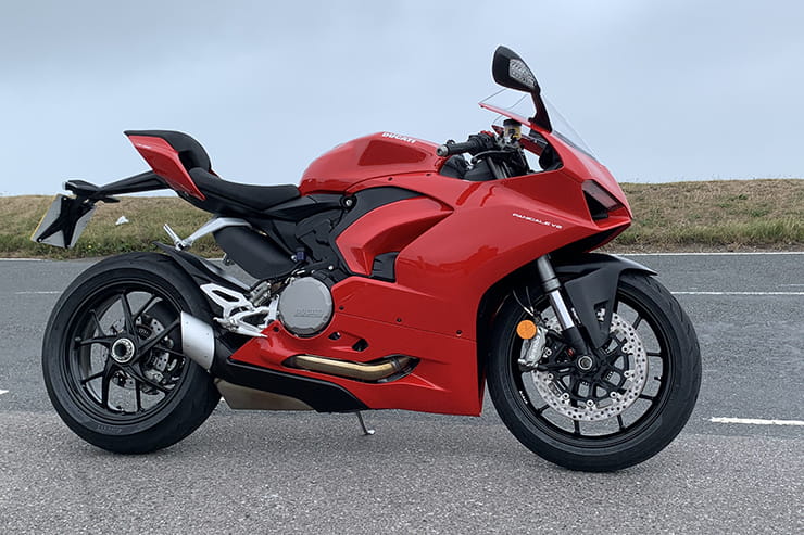 2020 Ducati Panigale V2 - Road test Additional Content