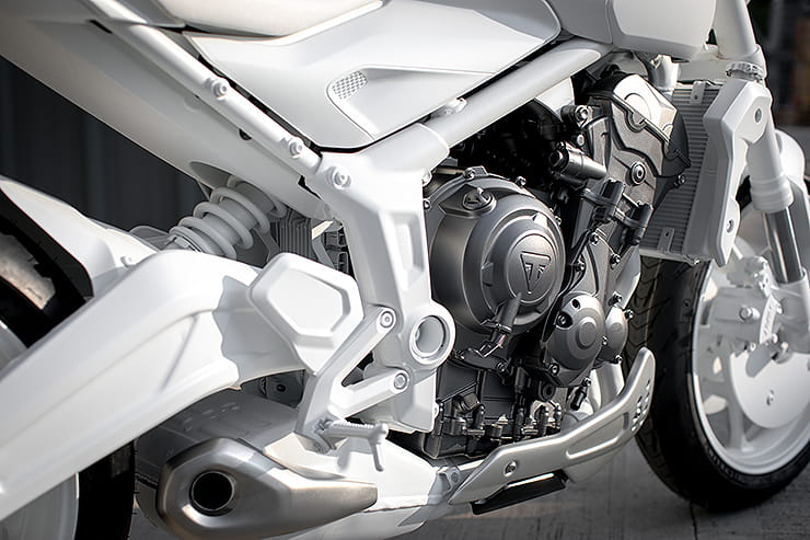 Triumph reveal Trident prototype to take on Yamaha’s MT-07, Kawasaki’s Z650, Honda’s CB650R and Suzuki SV650