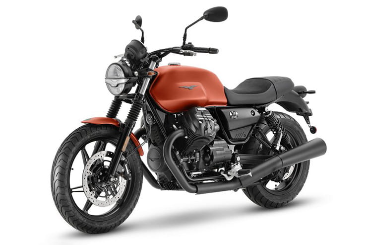 Moto Guzzi V7 2021 Details Price spec (3)