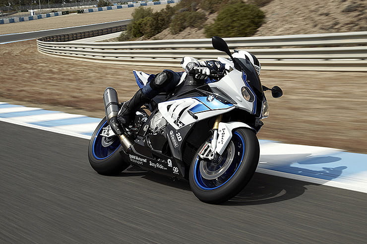 BMW HP4 2013 Review Used Price Spec_01