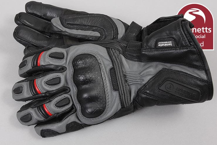 Oxford Mondial laminated motorcycle gloves review_01