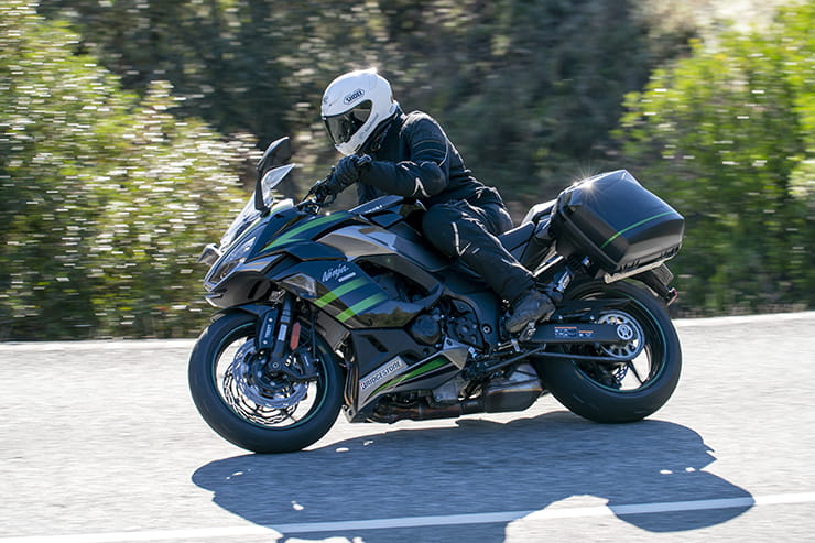Kawasaki’s roadgoing sports bike inherits the Ninja title, gets a TFT display, improved traction control, ABS and comfort