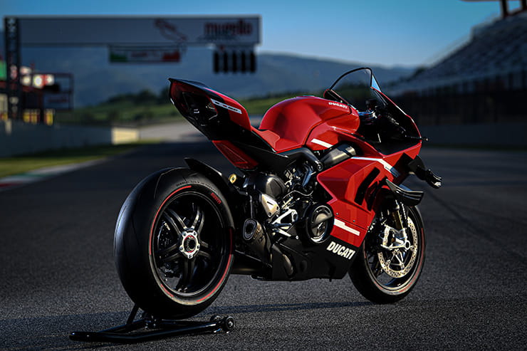235hp, 152.2KG (with race kit), and huge downforce from the bi-plane wings, we take the incredible Ducati Superleggera V4 for a few hot laps of Mugello.
