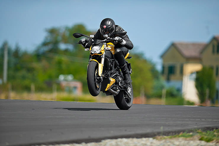On paper the Streetfighter 848 should have worked with its superbike engines housed in naked bike chassis, and the reviews were generally positive