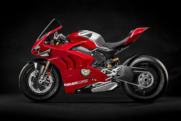 With the announcement that MV Agusta’s limited edition Rush is now in production for June delivery not to mention now TVS-owned Norton looking for staff to build its V4, one of the most often asked, hotly contested and debated motorcycling questions of all – ‘What’s the fastest production bike in the world?’ rises its head yet again. 