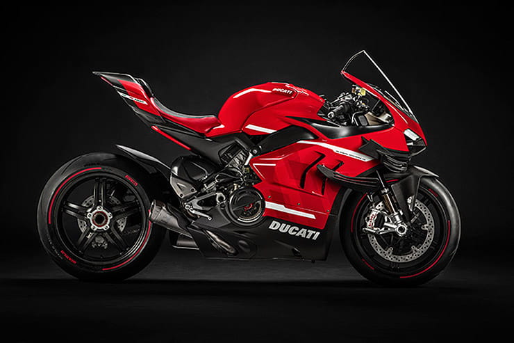 With the announcement that MV Agusta’s limited edition Rush is now in production for June delivery not to mention now TVS-owned Norton looking for staff to build its V4, one of the most often asked, hotly contested and debated motorcycling questions of all – ‘What’s the fastest production bike in the world?’ rises its head yet again. 
