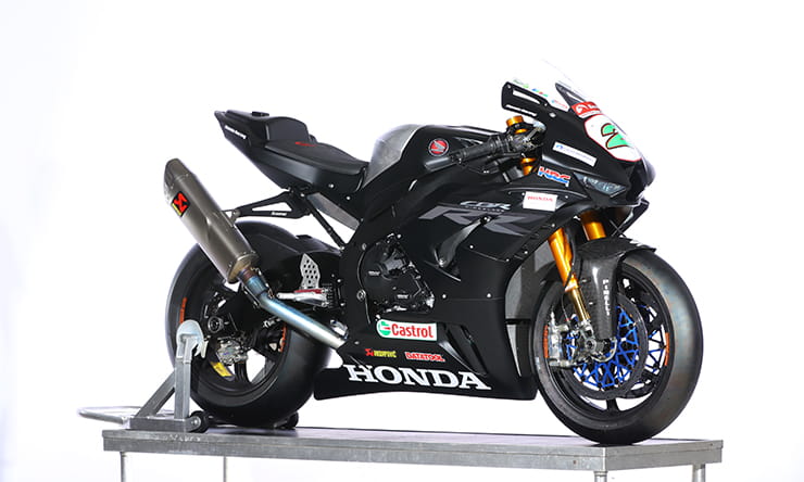 Keeping close to its road going sibling, the BSB race livery is based on the Pearl Black colour scheme. See the full gallery here, plus the 2020 calendar.