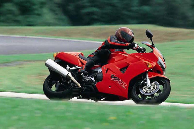 The pros, cons, specifications and more of Honda’s VFR800Fi – what to pay and what to look out for