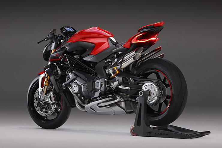 MV’s 208hp Brutale 1000RR aims to shake-up the hyper-naked class