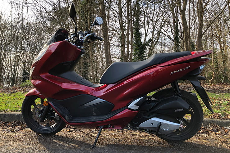 Honda PCX125 Review (2019) - The UK's best-selling PTW