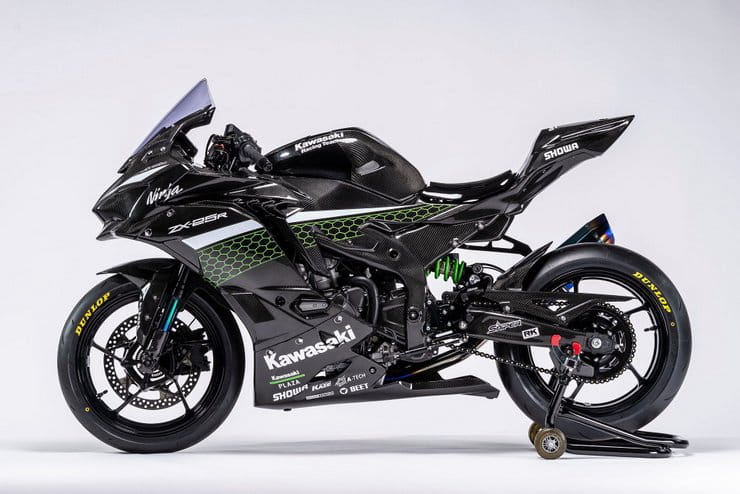 Kawasaki shows race spec ZX 25R for one make series 2022