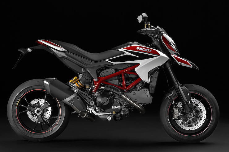 Ducati Hypermotard 821 SP Review Used Price Guide_03