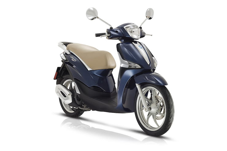 Choosing between a 50cc and 125cc scooter: Which is right for you? – NIU  Community